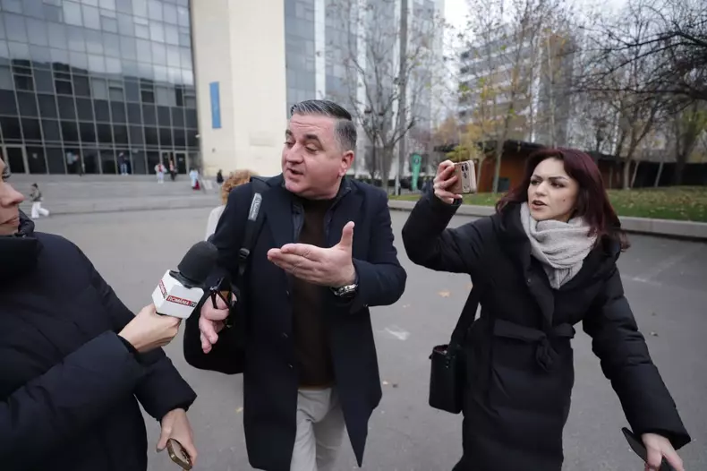 Marius Isăilă, trimis în judecată. A fost acuzat că a vrut să-i dea un milion de euro lui Ionuț Moșteanu, fost ministru al Apărării (4) (1)