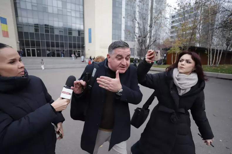 Marius Isăilă, trimis în judecată. A fost acuzat că a vrut să-i dea un milion de euro lui Ionuț Moșteanu, fost ministru al Apărării (5) (1)