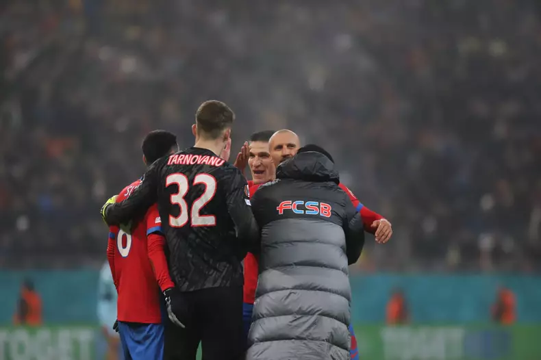 WhatsApp Image 2025-12-12 at 00.04.26