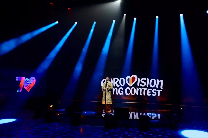 robert lukian fire to the lies eurovision romania 2026 tvr (1)