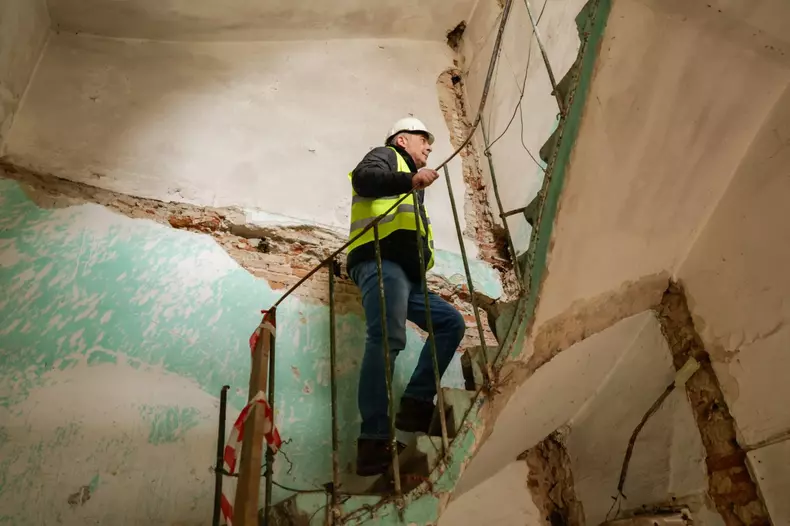 Hanul Solacolu din București a fost salvat de la prăbușire după 30 de ani de ruină. Ce vrea să facă Primăria Capitalei- (9)