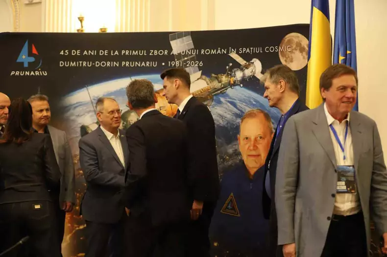 Dumitru Prunariu, singurul român care a zburat în Cosmos, aniversat în Senat după 45 de ani de la misiunea Soyuz 40 (20)