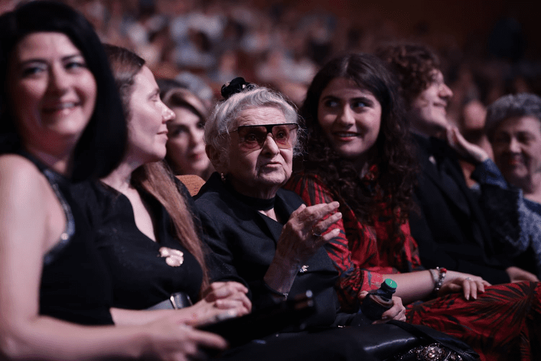 Actrița Mariana Mihuț, soția lui Victor Rebengiuc. Foto Vlad Chirea (1)