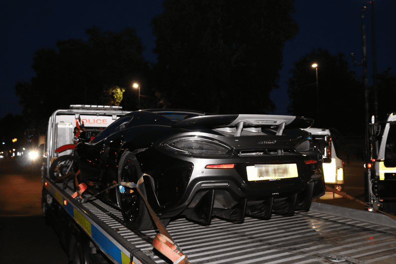 Seized_McLaren_being_removed_from_Wellington_Arch_JPG