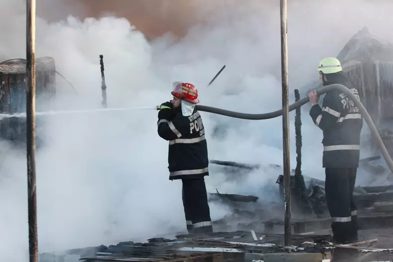 incendiu_histria___10_.jpg