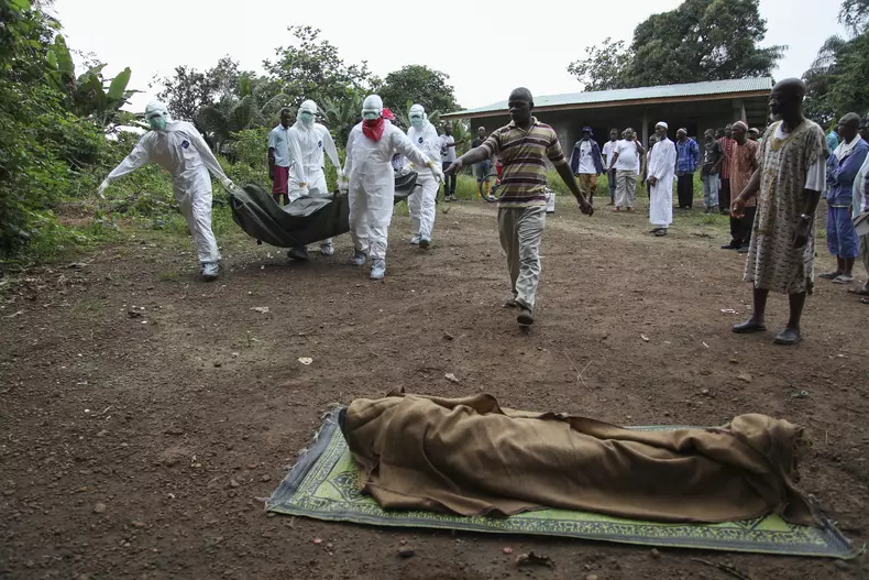 mort_ebola_liberia_05_epa.jpg