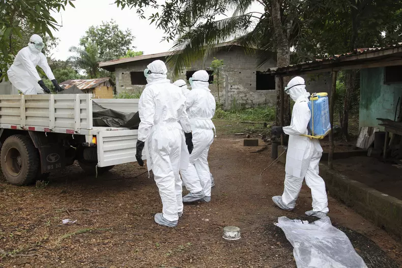 mort_ebola_liberia_09_epa.jpg