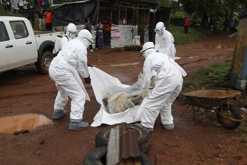 mort_ebola_liberia_epa.jpg