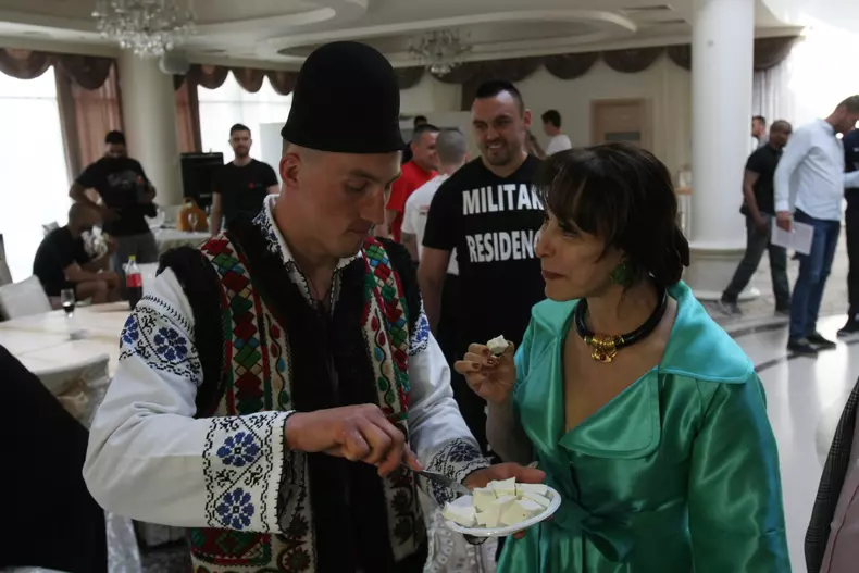 VLAD2229.jpg