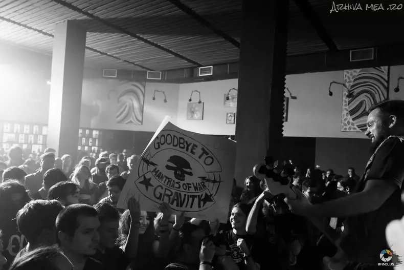 colectiv_goodbye_to_gravity11.jpg