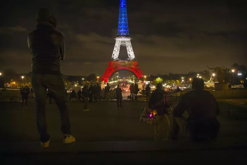 eiffel4.jpg