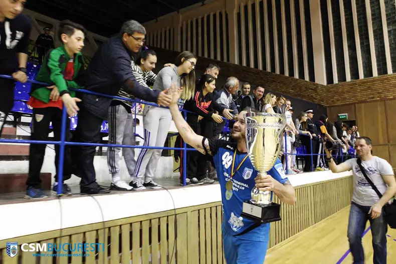 13007095_1074828389237606_1977862287409708571_n