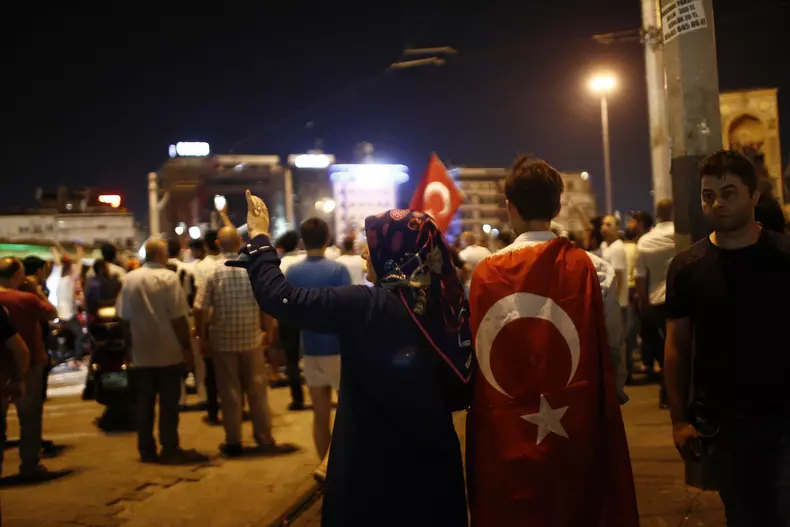 Tentativă de lovitură de stat în Turcia - Istanbul - EPA