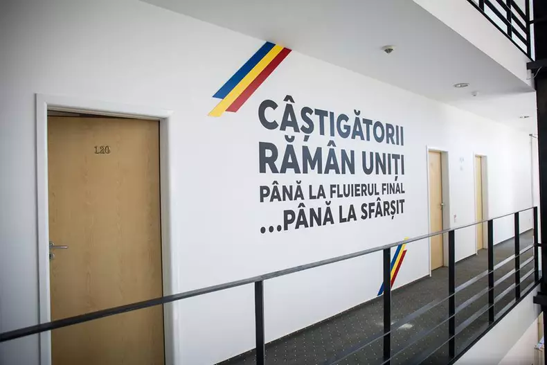 14089232_640856062758674_5607191204262102372_n