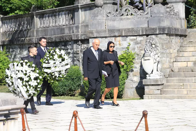 ambasadori funeralii peles (3)