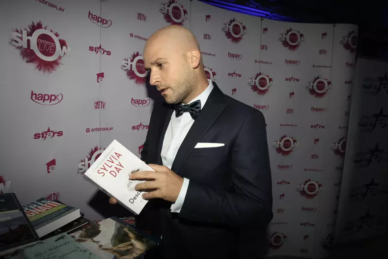 andreai alb negru (1)