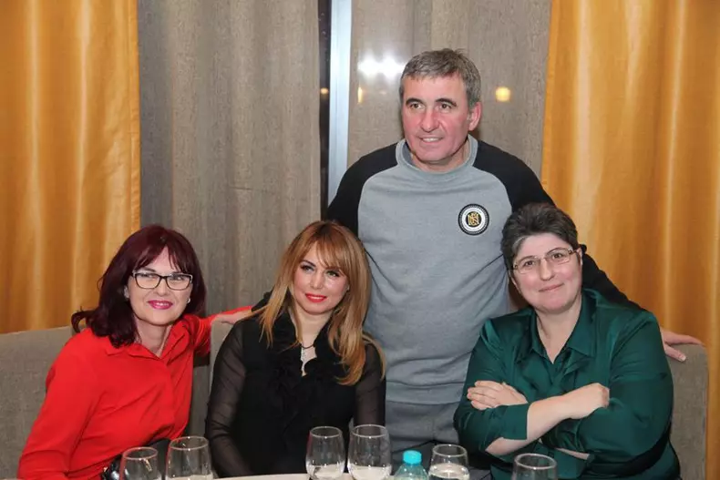 15622116_1326516457400229_6914771007543804401_n