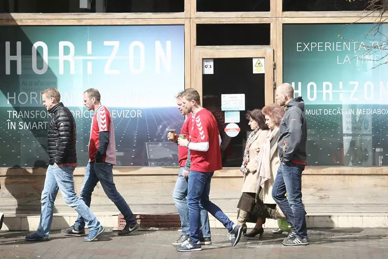 17555169_1283023875107347_466441175_n