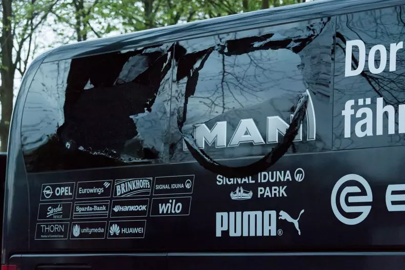 Borussia Dortmund team bus involved in explosion