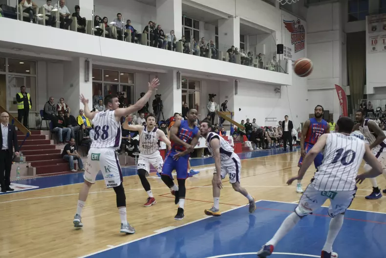 orca_share_media1492104028008