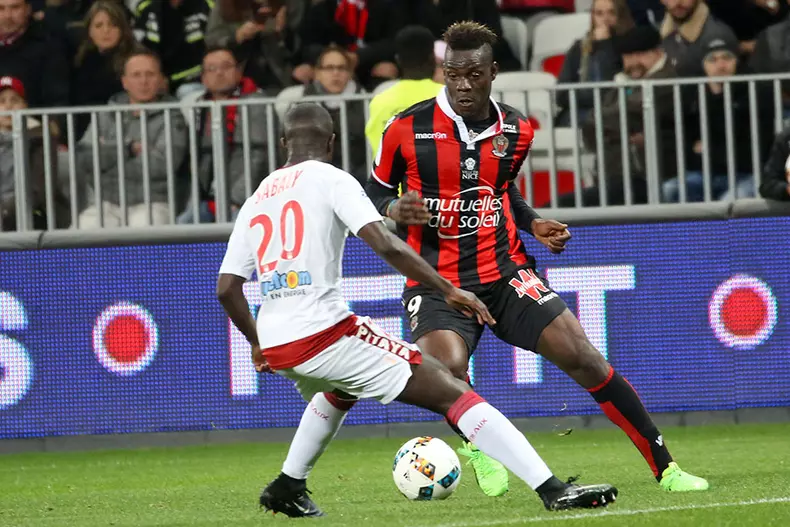 BALOTELLI 12