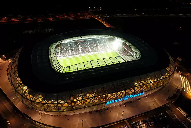 STADION 3