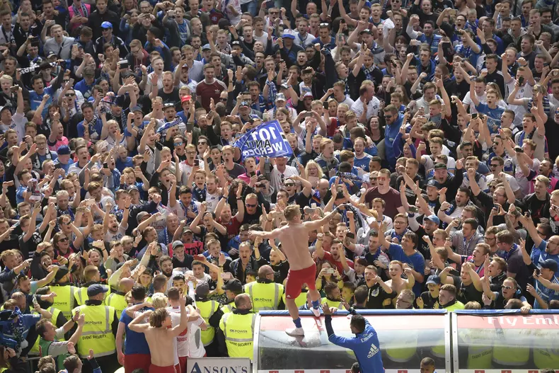 Hamburg SV vs VfL Wolfsburg