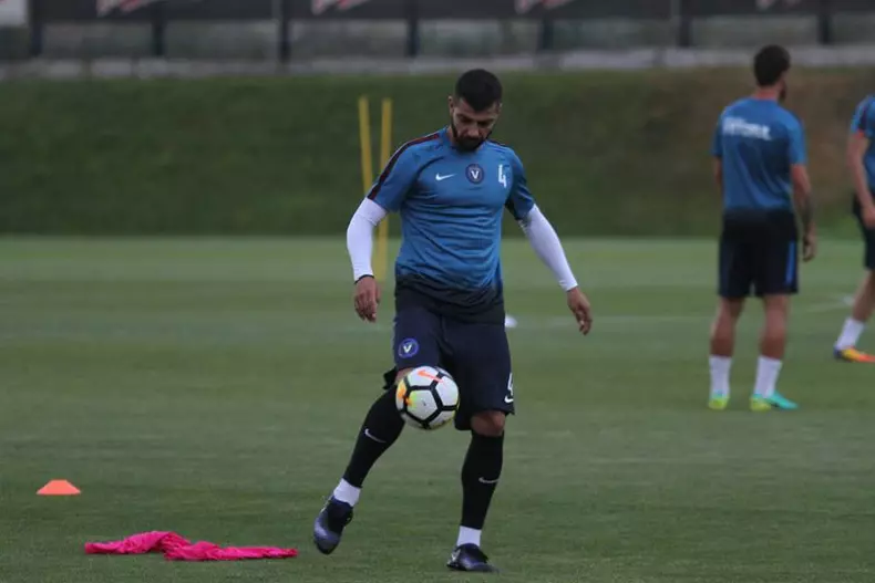 VIITORUL - APOEL Marius Constantin