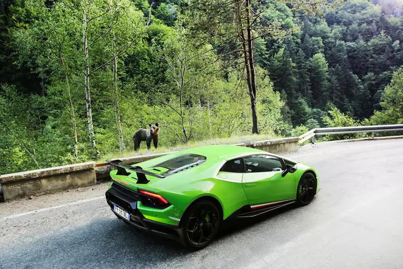 Reclamă pentru Lamborghini Huracan, filmată pe Transfăgărășan (6)