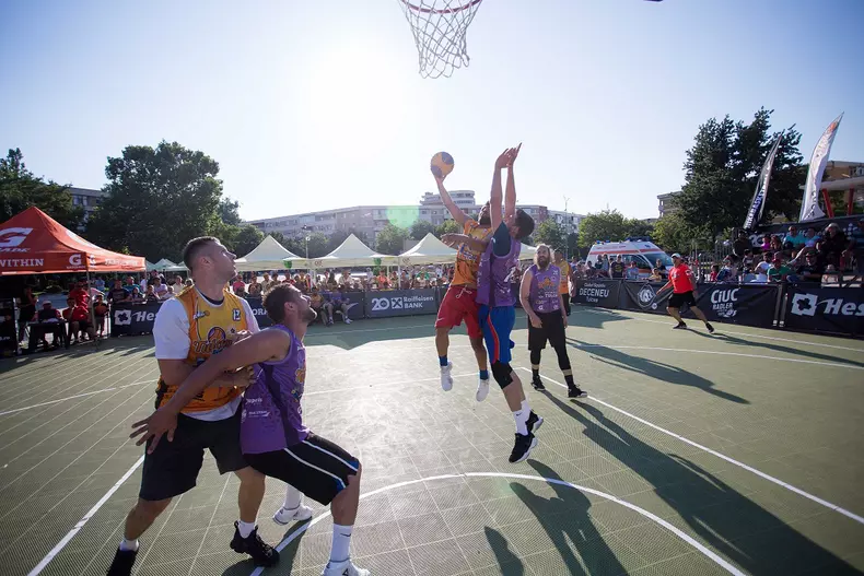 tulcea street play 6