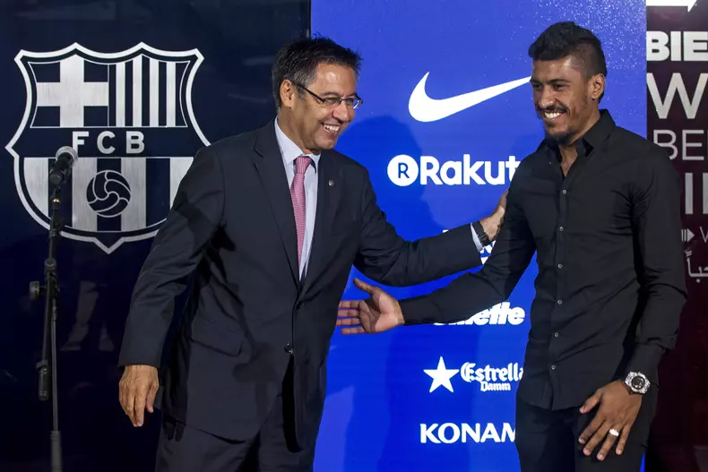 FC Barcelona presents its new player Paulinho