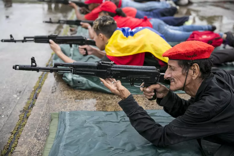 Exerciții militare de amploare în Venezuela