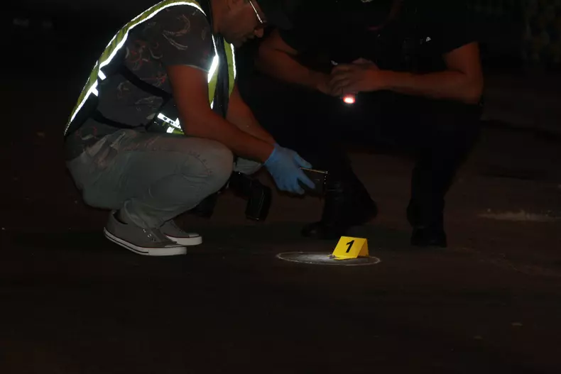 politie_Scandal între două familii de romi din Lugoj (10)