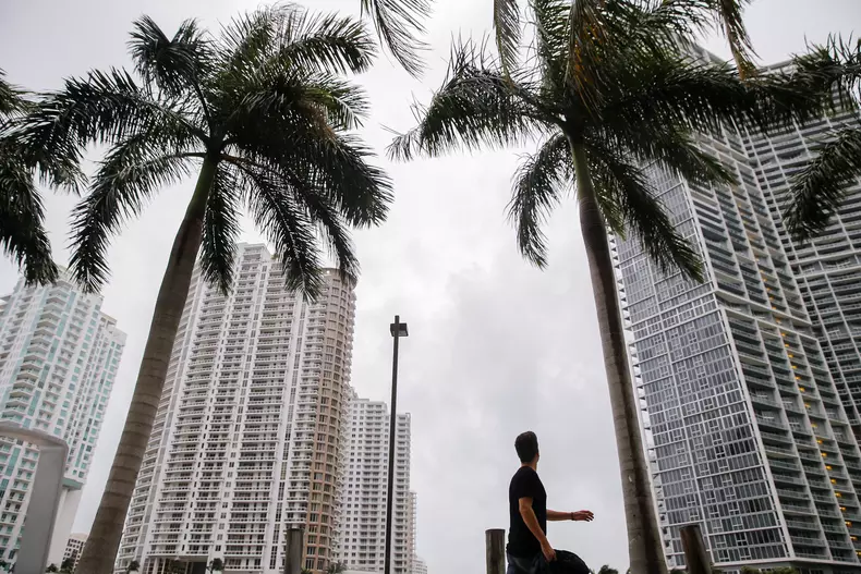 Florida se pregătește să înfrunte uraganul Irma