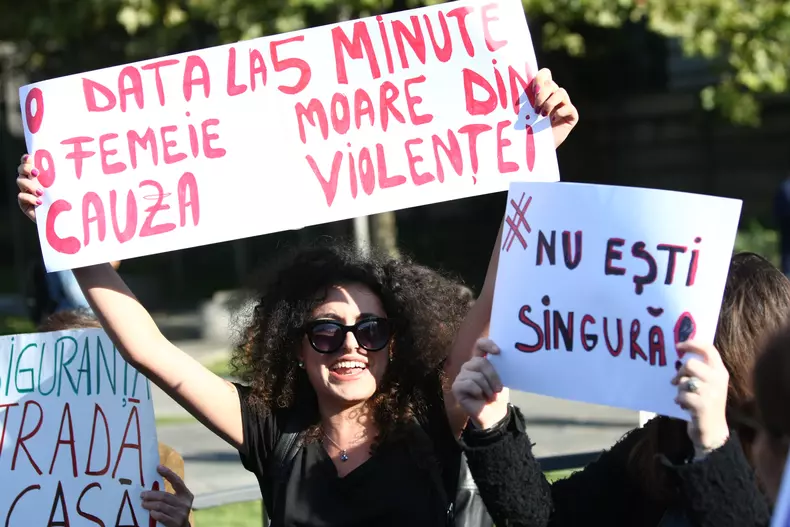mars violenta femei (12)