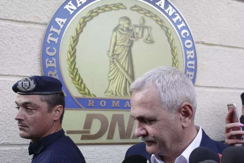 171113_DRAGNEA_DNA_03_INQUAM_Photos_Octav_Ganea