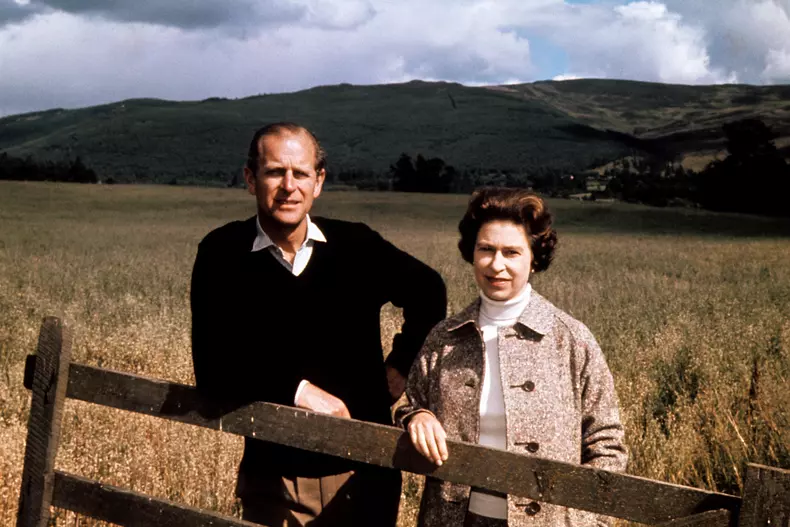 regina Elisabeta a II-a și prințul Philip