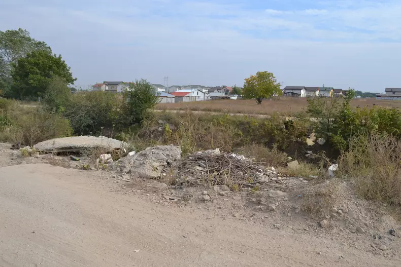 Mizerie mare pe canalul de irigații Berceni- Vidra- Frumușani