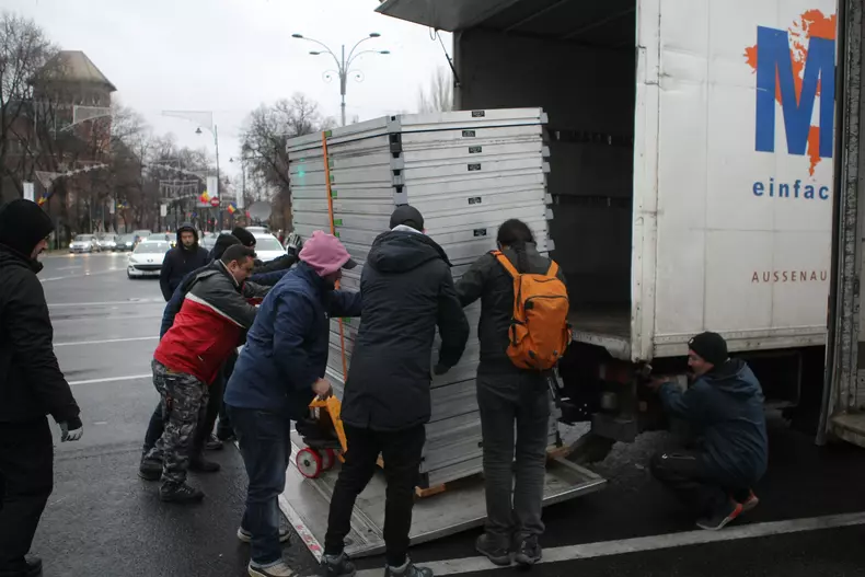 Gabriela Firea mută târgul de Crăciun din Piața Victoriei (7)