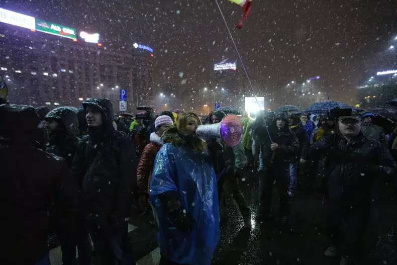protest 17 decembrie 2017 piata victoriei palatul parlamentului foto vlad chirea (4)