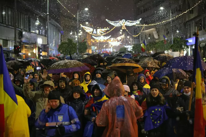 protest 17 decembrie 2017 piata victoriei palatul parlamentului foto vlad chirea (5)