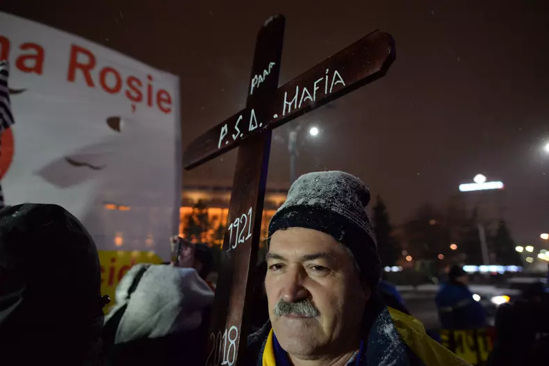 Proteste piața Victoriei, 25 februarie