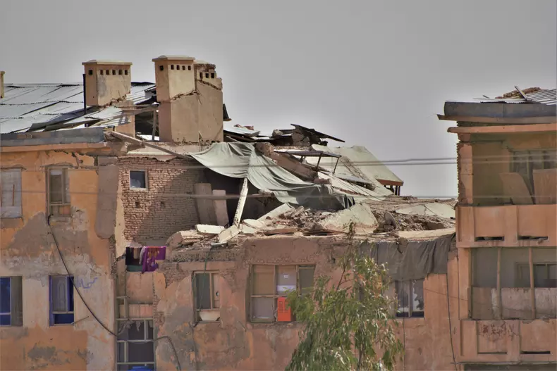 cladire bolbardata kandahar