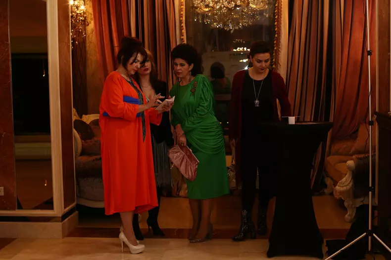 29744575_2063944230286587_449810919600362396_o