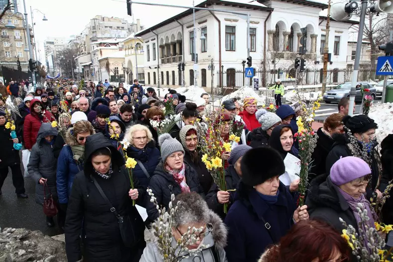 procesiune florii catolici bucuresti foto vlad chirea (10)