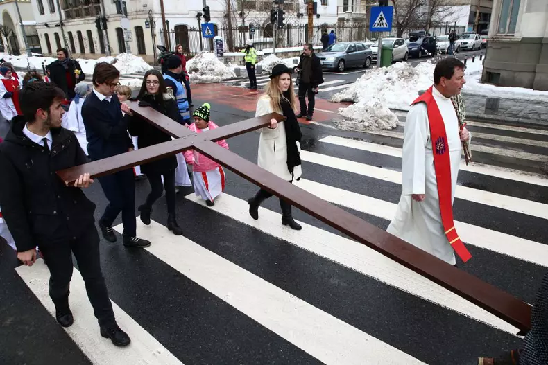 procesiune florii catolici bucuresti foto vlad chirea (8)