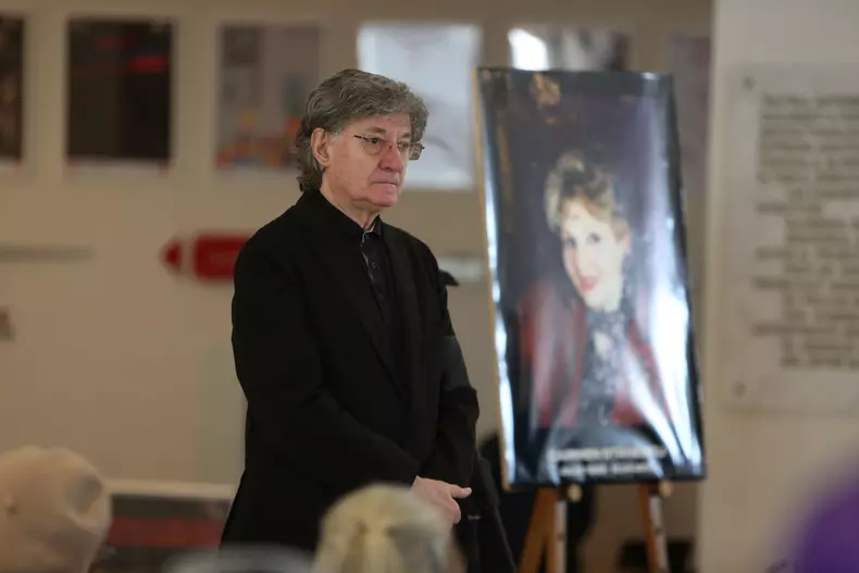 priveghi carmen stanescu