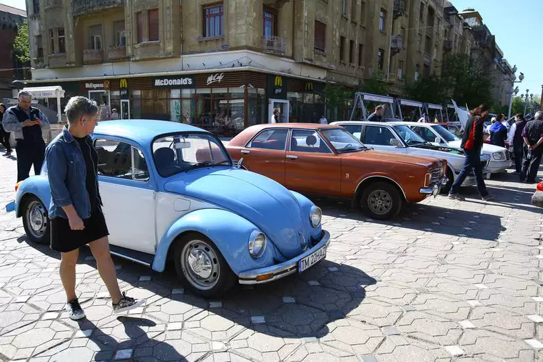 masini vechi retroparada primaverii timisoara (4)