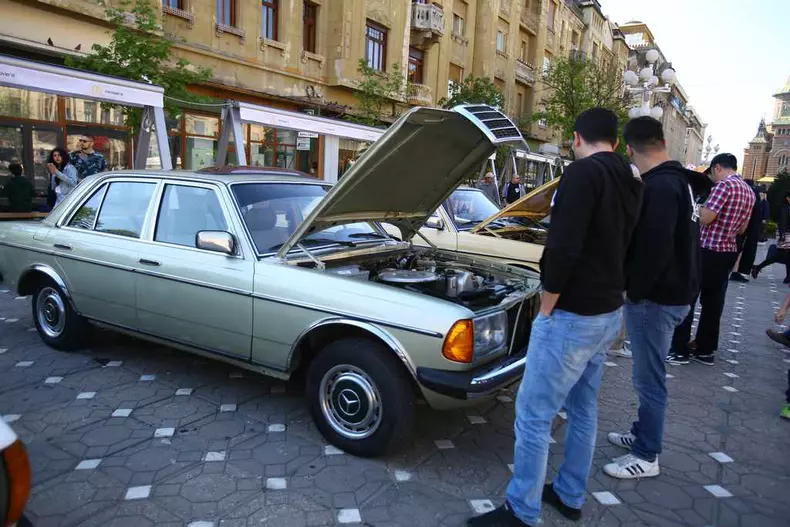 masini vechi retroparada primaverii timisoara (5)
