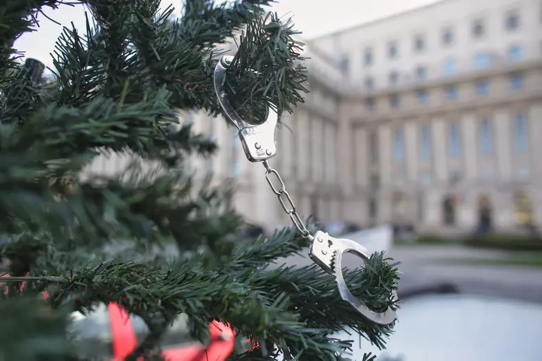 protest MAI-amenzi brad1